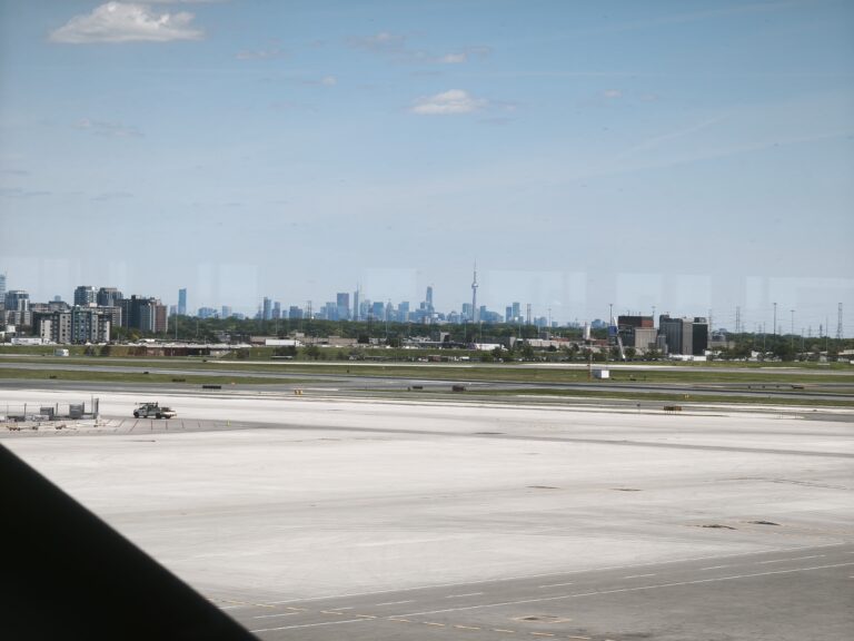 Abflug nach Toronto – Foto 17