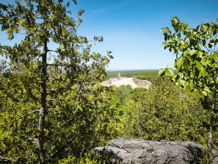 Cup and Saucer Trail und Providence Bay – Foto 9