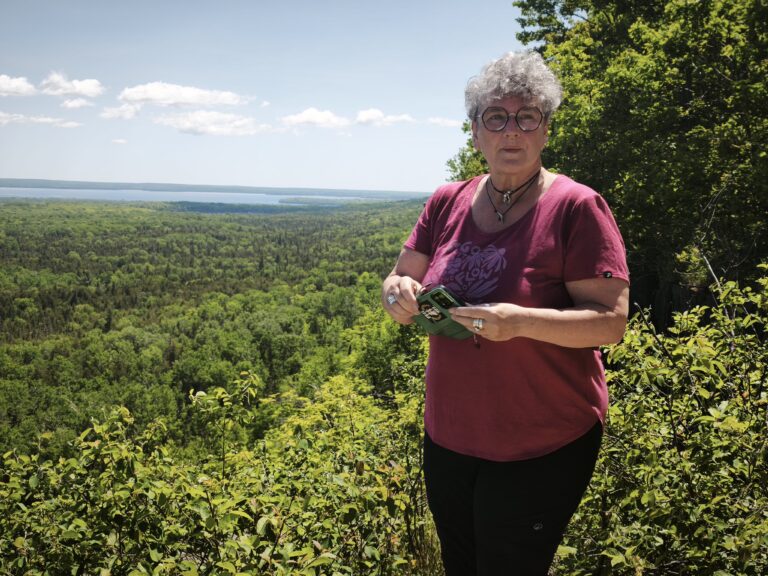 Cup and Saucer Trail und Providence Bay – Foto 12