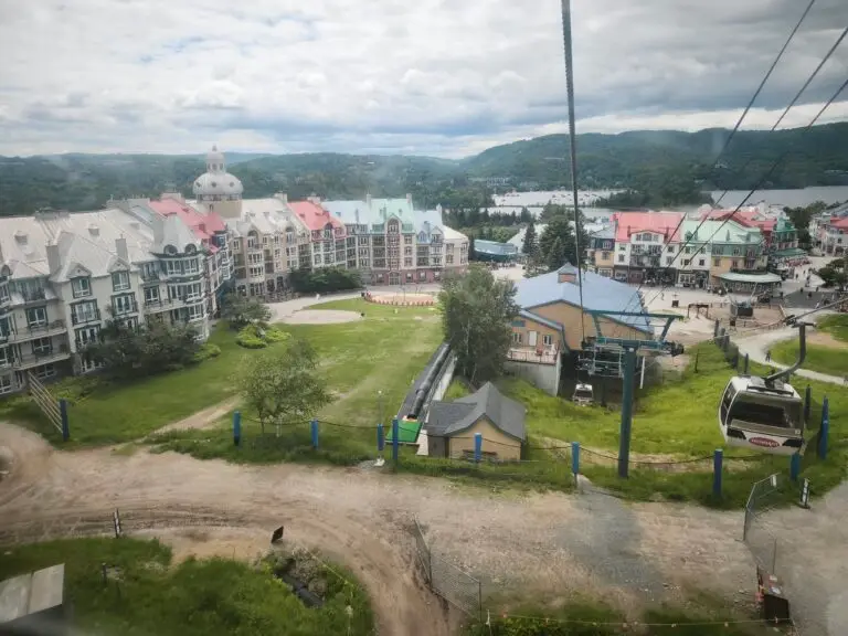 Mont-Tremblant Village und Grande Manitou – Foto 3
