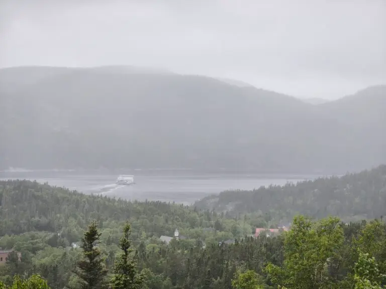 Regen in Tadoussac, weiter Richtung Québec – Foto 2